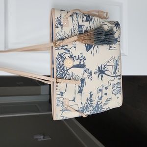 Spartina 449 Jetsetter- style Tote, cream with blue boat/palm scene